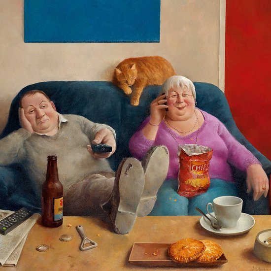 Schilderij van een stel dat op de bank zit, chips etend en tv kijkend. Een rode kat ligt achter hen.
