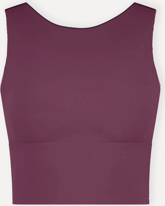 Bordeauxrode crop top sportbeha zonder mouwen, met brede band aan de onderkant.