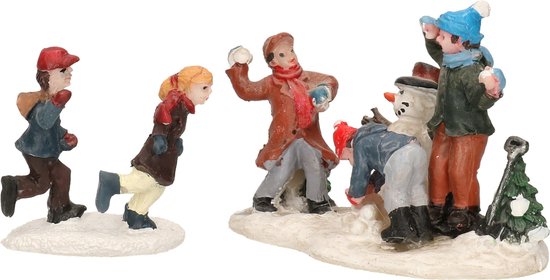 Lumineo kerstdorp figuurtjes/poppetjes - sneeuwballen gooien - 6,5 cm - polyresin