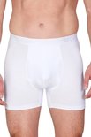 Witte shorty van Ten Cate met opdruk op de band.