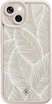 Casimoda® hoesje - Geschikt voor iPhone 14 - Palmy Leaves Beige - Effen telefoonhoesje met lensbescherming - TPU - Backcover - Bruin/beige