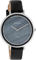 OOZOO Timepieces - Zilverkleurige horloge met zwarte leren band - C9853