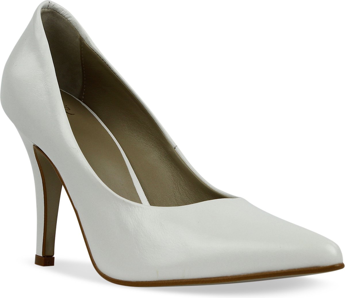Noë Shoes Nicole Pump Ivory