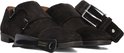 Paar donkerbruine suède monk schoenen met twee gespen, schoenlepel en riem.