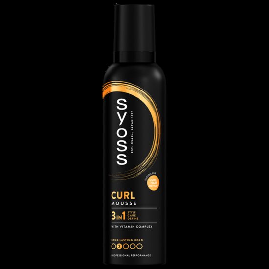 Zwarte spuitbus 'SYOSS CURL MOUSSE 3IN1' met gele accenten en hold-niveaus op zwarte achtergrond.
