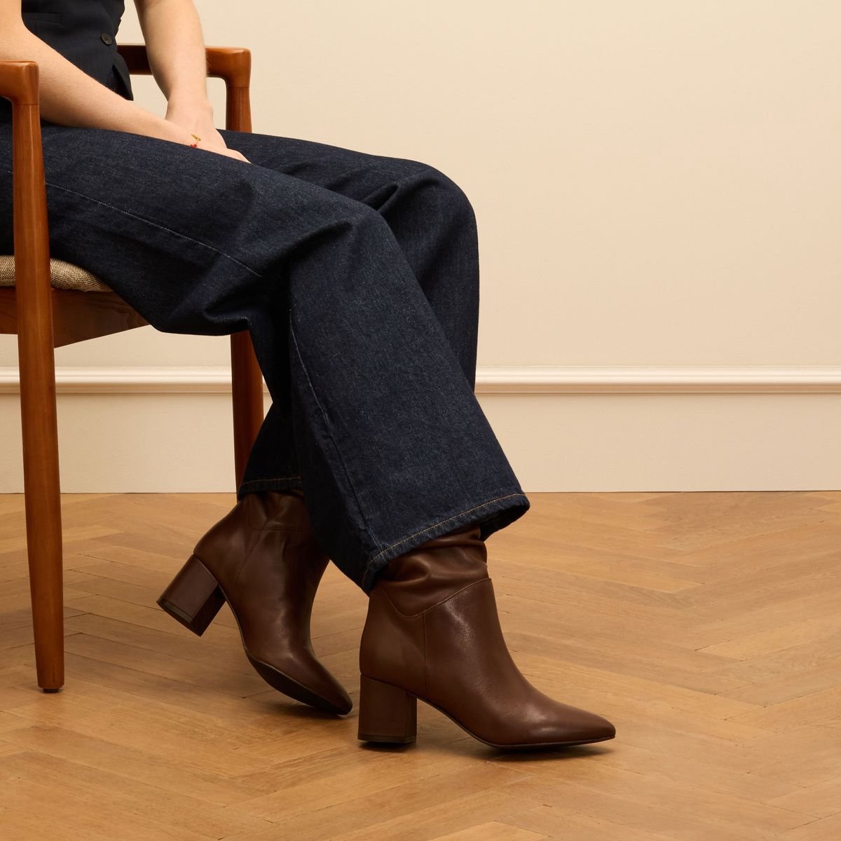 Bottes Manfield En Cuir Marron Et Rose - Taille 40 - Pointues - Talon Moyen - Occasion TBE