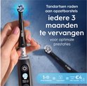 Hand met Oral-B iO elektrische tandenborstel. Tekst: 'Tandartsen raden aan opzetborstels iedere 3 maanden te vervangen'.