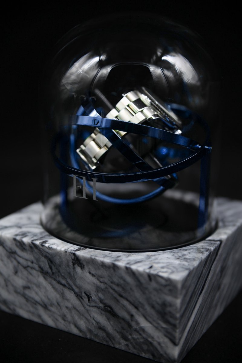 Tourbillon horlogeopwinder in grijs Emperador marmer en blauw stalen ringen - Elbrus Horology - Gyrowinder Orbit Watch Winder