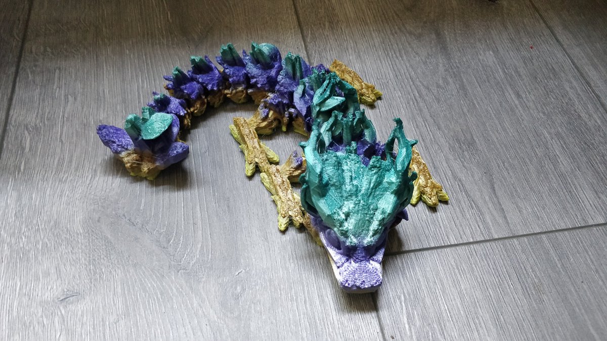 Baby Woodland dragon gearticuleerde draak 3D geprint