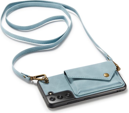 Coque de téléphone bleu clair avec une poche arrière et une longue bandoulière.