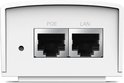 Witte TP-Link voedingsadapter met POE en LAN ethernetpoorten.