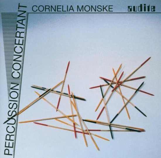 CD-hoes Cornelia Monske - Percussion Concertant met mikadostokjes op een witte achtergrond.