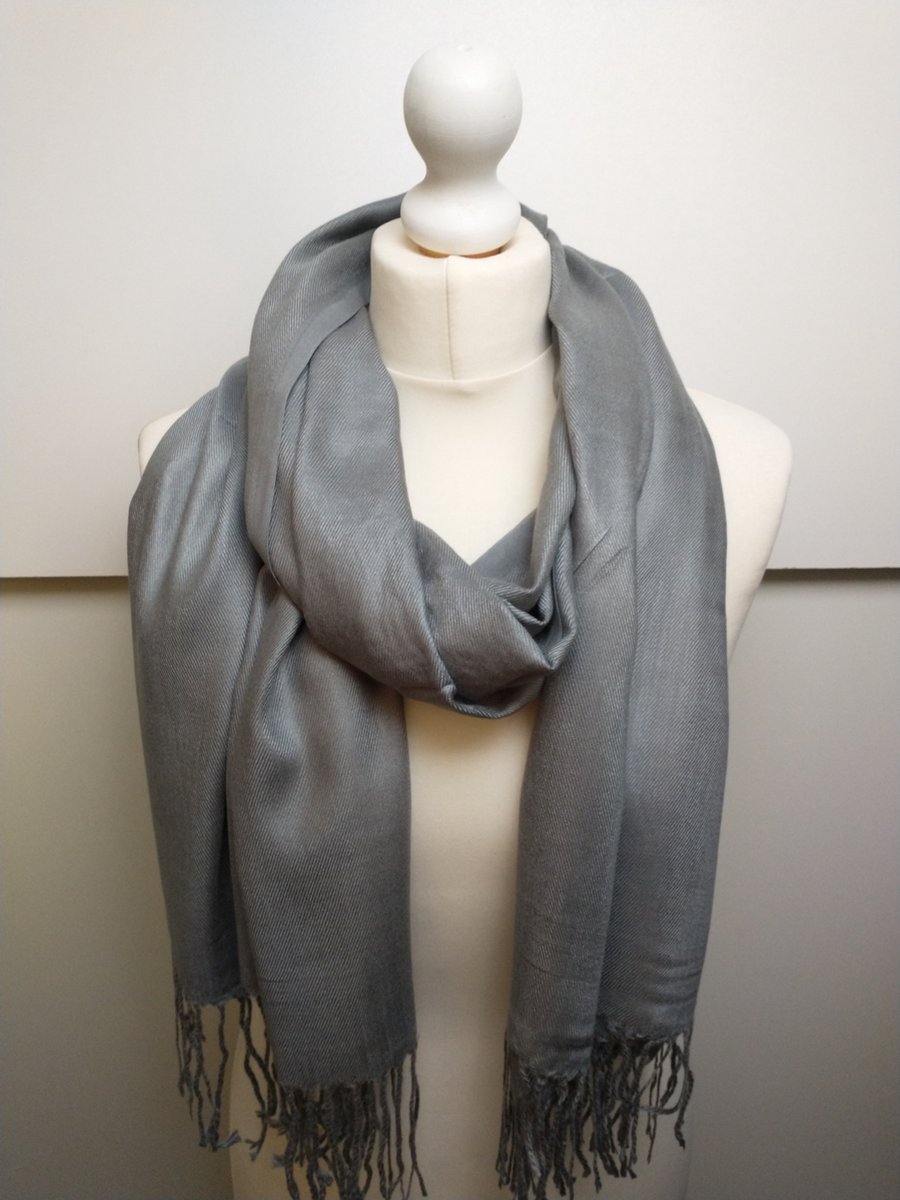 Lange dames sjaal Manuela-effen grijs-omslagdoek-stola