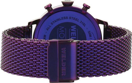 Paars metalen mesh band en kast van het Welder horloge met paarse achterkant. "WELDER ALL STAINLESS STEEL 316L - 50M"