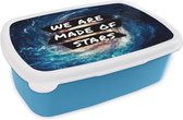 Broodtrommel Blauw - Lunchbox - Brooddoos - Spreuken - 'We are made of stars' - Sterren - Quotes - Jongens - Kids - Kinderen - Meisjes - 18x12x6 cm - Kinderen - Jongen