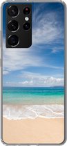 Geschikt voor Samsung Galaxy S21 Ultra hoesje - Een tropisch strand op Hawaii waar de golven aanspoelen op - Siliconen Telefoonhoesje
