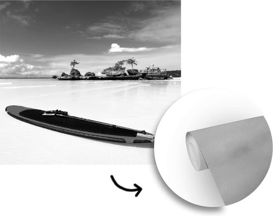 Papier Peint - Papier Peint Papier peint photo Planche de surf sur la plage de Boracay - noir et blanc - largeur 300 cm x hauteur 300 cm