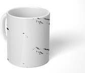 Mok - de kaart van de Salomonseilanden in vier kleuren - zwart wit - 350 ML - Beker