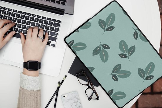 Housse ordinateur portable 13 pouces - Été - Feuilles - Motif - Housse ordinateur portable - Dimensions intérieures 32x22,5 cm - Dos noir