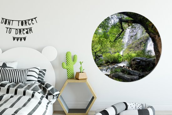 WallCircle - Wall Circle - Wall Circle - Beaucoup de végétation autour d'une cascade abrupte du Parc National de Klong Lan - Aluminium - Dibond - 120x120 cm - Intérieur et Extérieur XXL