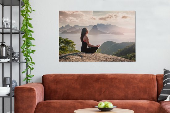 Une femme faisant du yoga dans la nature toile 140x90 cm - Tirage photo sur toile (Décoration murale salon / chambre)