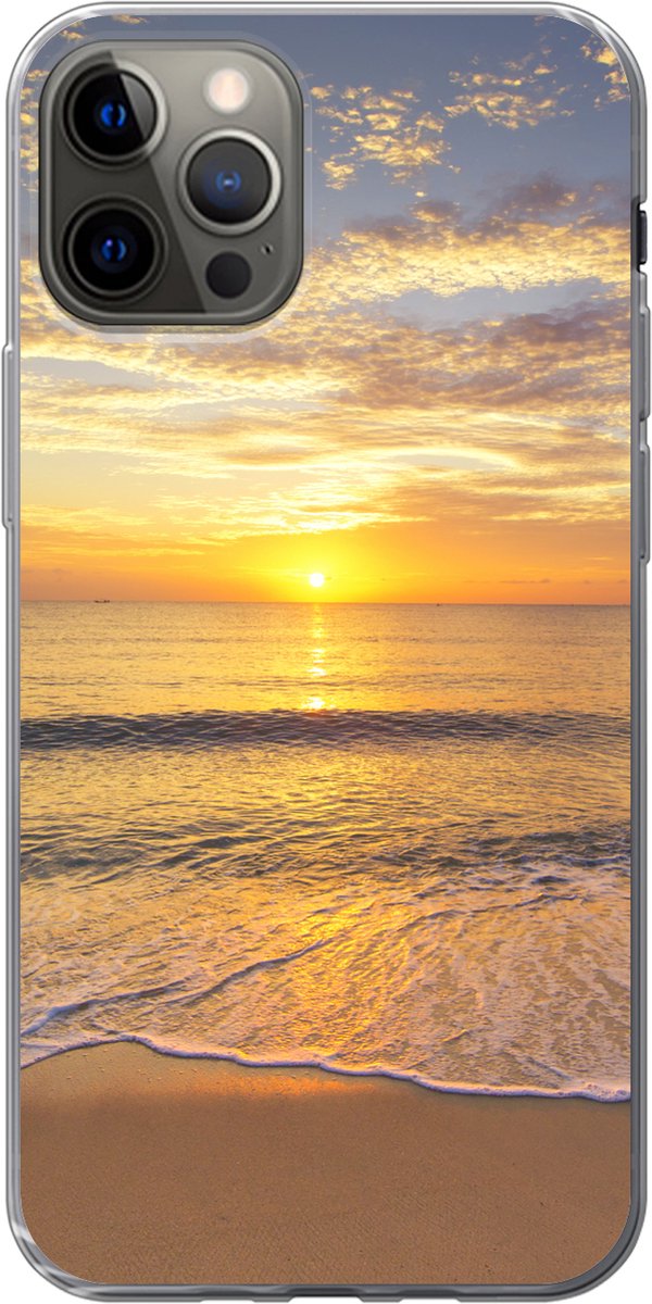 Telefoonhoesje Geschikt voor iPhone 12 Pro hoesje - Strand - Zonsondergang - Zee - Siliconen Telefoonhoesje Telefoonhoesje