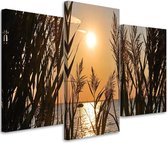 Trend24 - Canvas Schilderij - Zonsondergang Op Het Meer - Drieluik - Landschappen - 90x60x2 cm - Oranje