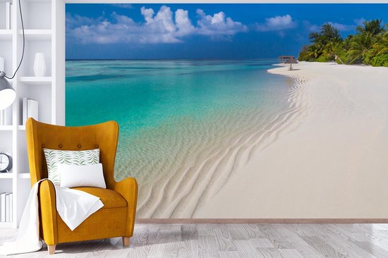 Papier peint Papier peint photo en vinyle - Vue depuis la plage tropicale sur l'eau bleu azur largeur 600 cm x hauteur 400 cm - Tirage photo sur papier peint (disponible en 7 tailles) / Mer et plage