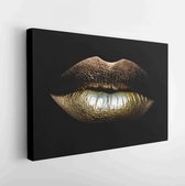 Close-up beeld van seksuele mooie vrouwelijke gesloten gouden lippen geïsoleerd op een zwarte achtergrond, horizontaal beeld - Modern Art Canvas - Horizontaal - 347232131 - 115*75