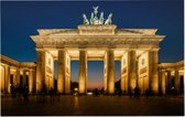Verlichte Brandenburger Tor op een Berlijnse avond - Foto op Forex - 90 x 60 cm