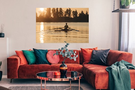 Un homme rame à un coucher de soleil Poster 120x80 cm - Tirage photo sur Poster (décoration murale salon / chambre) / Affiche de Sport