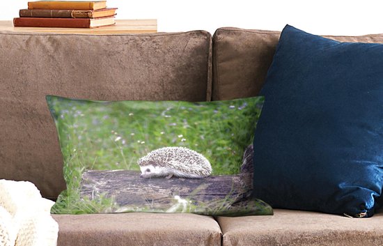 Sierkussen Hérisson pour l'intérieur - Hérisson sur souche d'arbre - 50x30 cm - Coussin intérieur rectangulaire en coton
