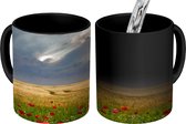 Magische Mok - Foto op Warmte Mok - Bloemenweide - Tarwe - Klaprozen - 350 ML