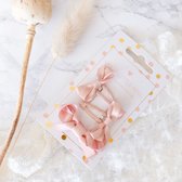 Baby haarspeldjes en elastiekje met twist en linten strik - rose pink sparkle | Roze | Baby