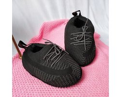 WVspecials Sneaker Sloffen zwart - Sloffen - Pantoffels - Yeezy sloffen - Zwart - Comfortabel - Maat 35/42 One Size - Unisex - Winter - Black Friday - Sinterklaas