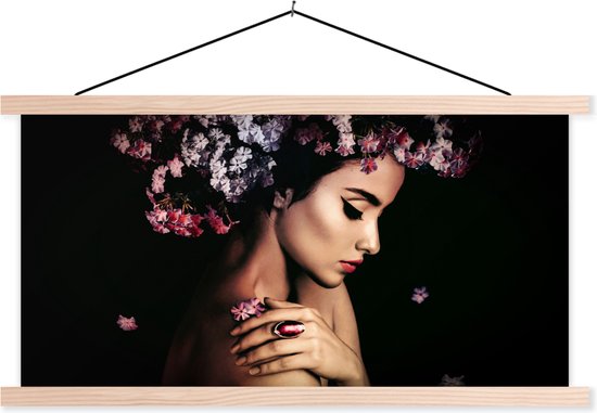 Posterhanger incl. Poster 150x75 cm - Schoolplaat - Bloesem - Vrouw - Roze - Bloemen - Luxe - Textielposter - Blanke latten