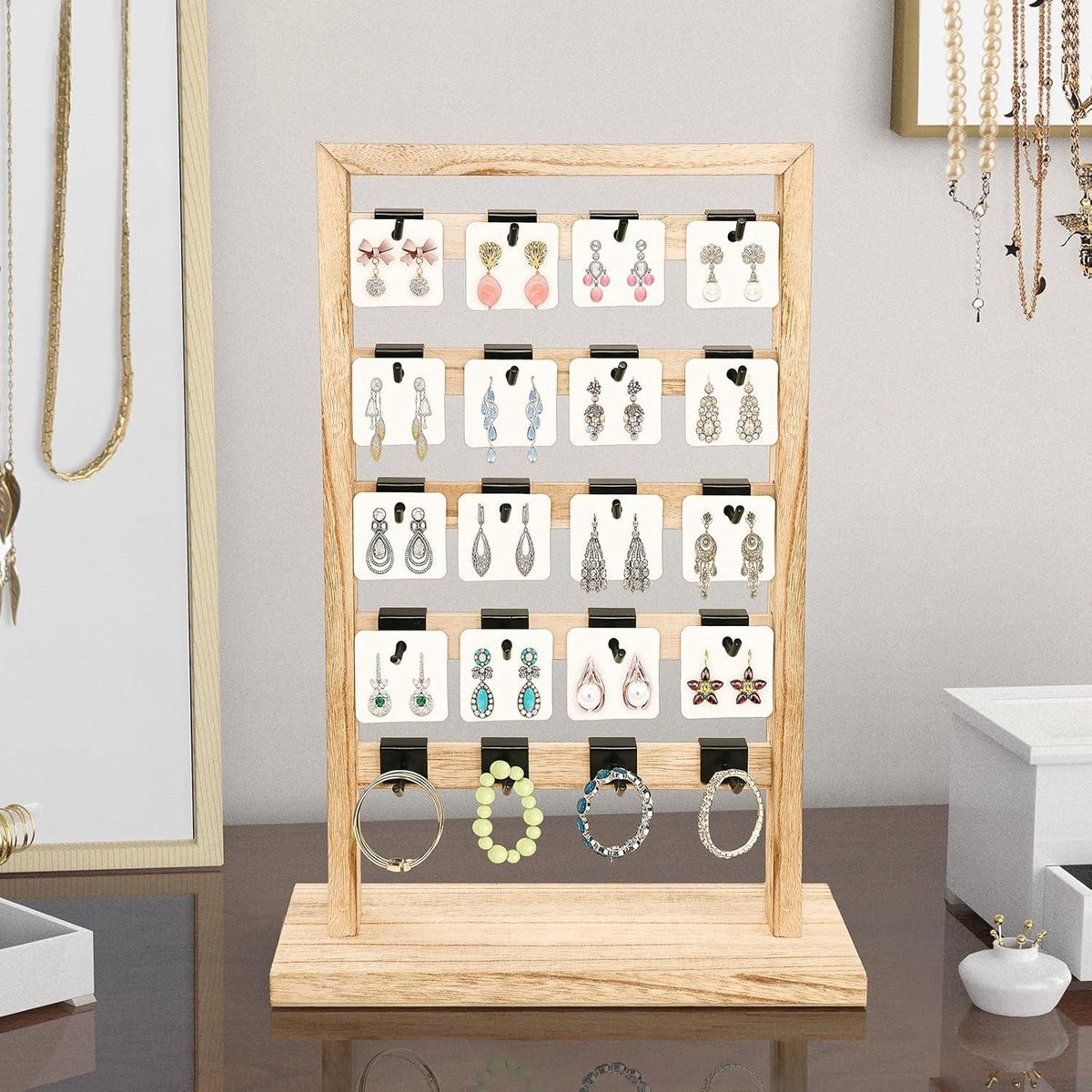 RNTBWD Oorbel Display Stand 3-laags 15 Haakjes Houten Oorbel Displayrek Houder voor Oorbellen Halskettingen Ringen Armbanden Sleutelhangers (Wit RNTBWD Oorbel Display Stand 3-laags 15 Haakjes Houten Oorbel Displayrek Houder voor Oorbellen Halskettingen Ringen Armbanden Sleutelhangers (Wit