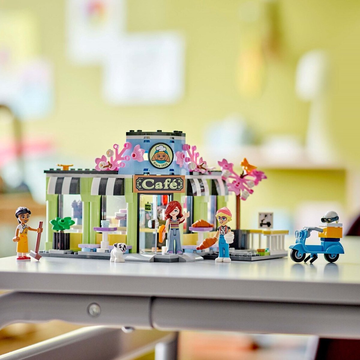 LEGO Friends Heartlake City café 42618 — afbeelding 16