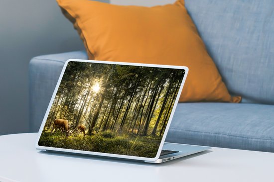 Laptop sticker - 12.3 inch - Hert - Natuur - Bos - 30x22cm - Laptopstickers - Laptop skin - Cover