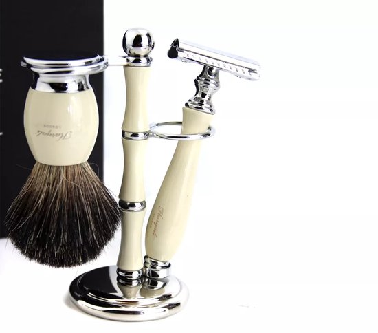 Scheerset voor mannen met DE Safety Razor, scheerkwast en scheerstandaard in gebroken witte kleur, scheerset voor herenverzorging