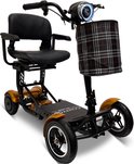 Gouden opvouwbare scootmobiel met vier wielen, zwarte zitting, mandje en koplamp.