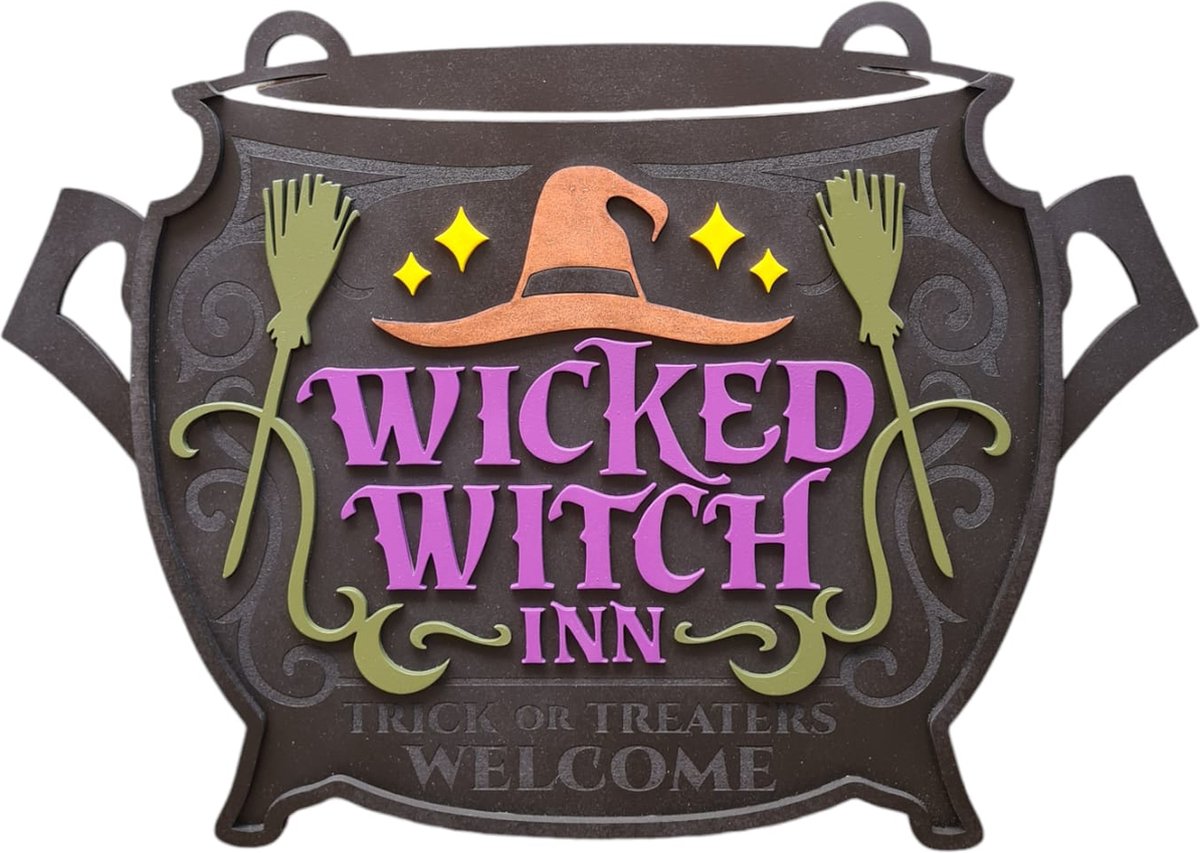 Wandhanger houten heksenketel met 3d letters Wicked Witch Inn. Halloween decoratie voor de maand oktober