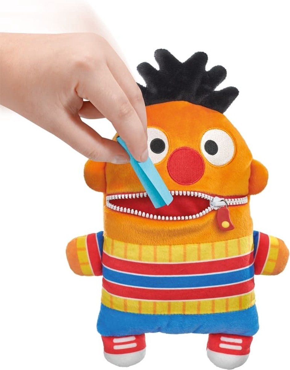 Schmidt Spiele Zorgenvriendje Ernie – Zachte Pluche Knuffel uit Sesamstraat met Ritssluiting-Mond om Zorgen op te Eten – Meerkleurig Knuffeldier voor Kinderen – Emotionele Ondersteuning en Troostvriend – Officiële Licentie – Perfect als Slaapknuffel — afbeelding 5