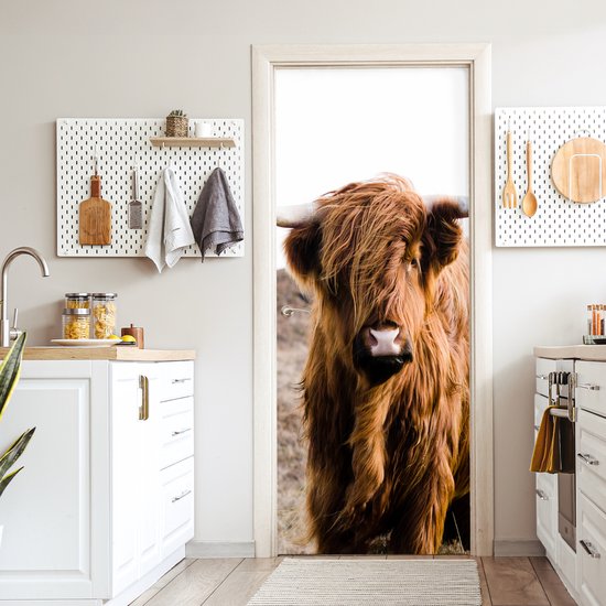 Sticker pour porte Scottish Highlander - Paysage - Vache - Marron - Animaux - Nature - 95x215 cm - Door Poster