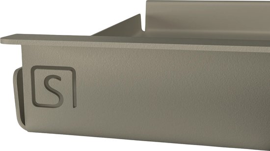Taupe metalen dienblad met een ingesneden 'S' logo op de zijkant.
