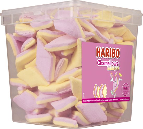 Een grote doorzichtige pot gevuld met roze en gele Haribo Chamallows Ruitspek.