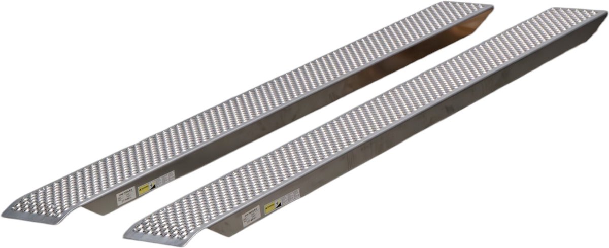 Set vaste oprijplaten aluminium 1000kg 2500 x 260mm bruikbare breedte 222mm MW Tools SOR2500