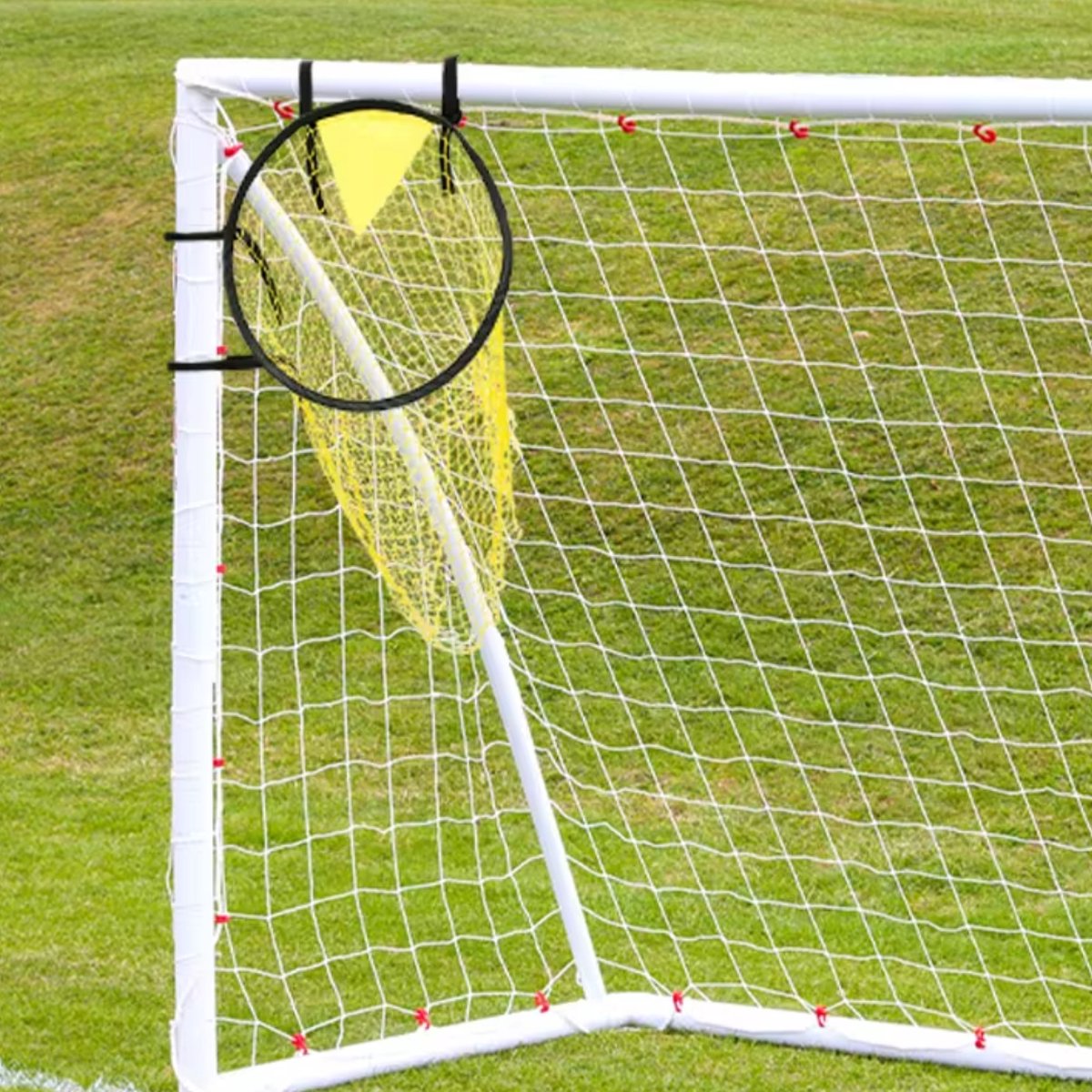 Opvouwbaar Voetbaltrainingsnet 71x43cm - Voetbaldoelnet voor Training - Gemakkelijk Te Bevestigen & Los Maken