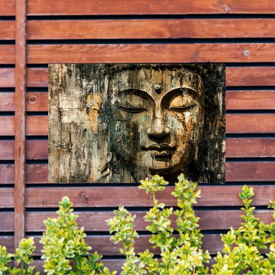 Verweerde Boeddha sculptuur close-up - Boeddha tuinposter - Tuinkunst gezicht - Realistische kunst - Muurdecoratie tuin - Tuin poster - Tuinposter 105x70 cm