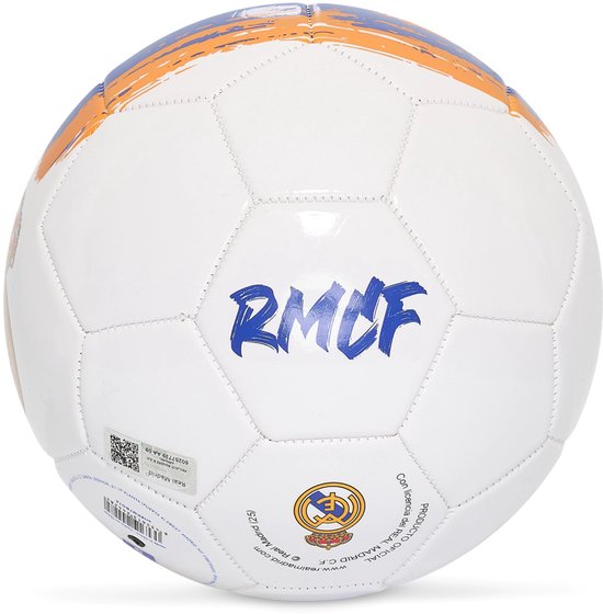 Ballon de football avec grand logo du Real Madrid